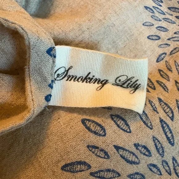 Smoking Lily tunic - Picture 5 of 10